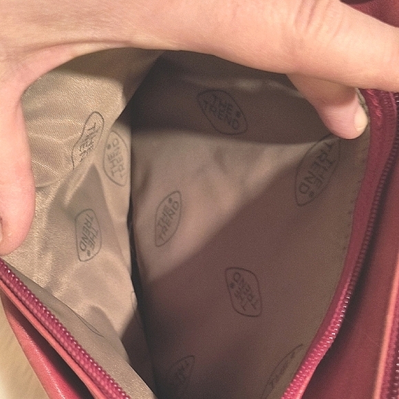 The Trend, Pink/rasberry Leather Crossbody Bag, Made in Italy. Great Condition. - Picture 3 of 5